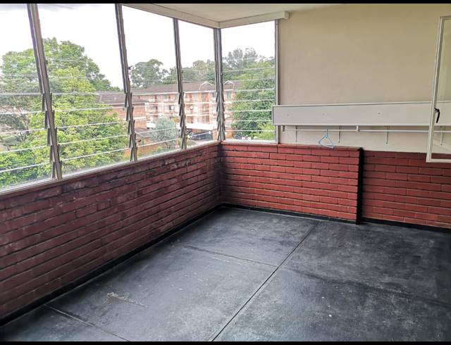 2 BEDROOM APARTMENT TO LET IN CLARENDON